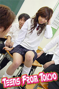 teens from tokyo japanese schoolgirls