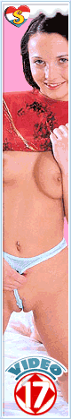 girl moving her underwair